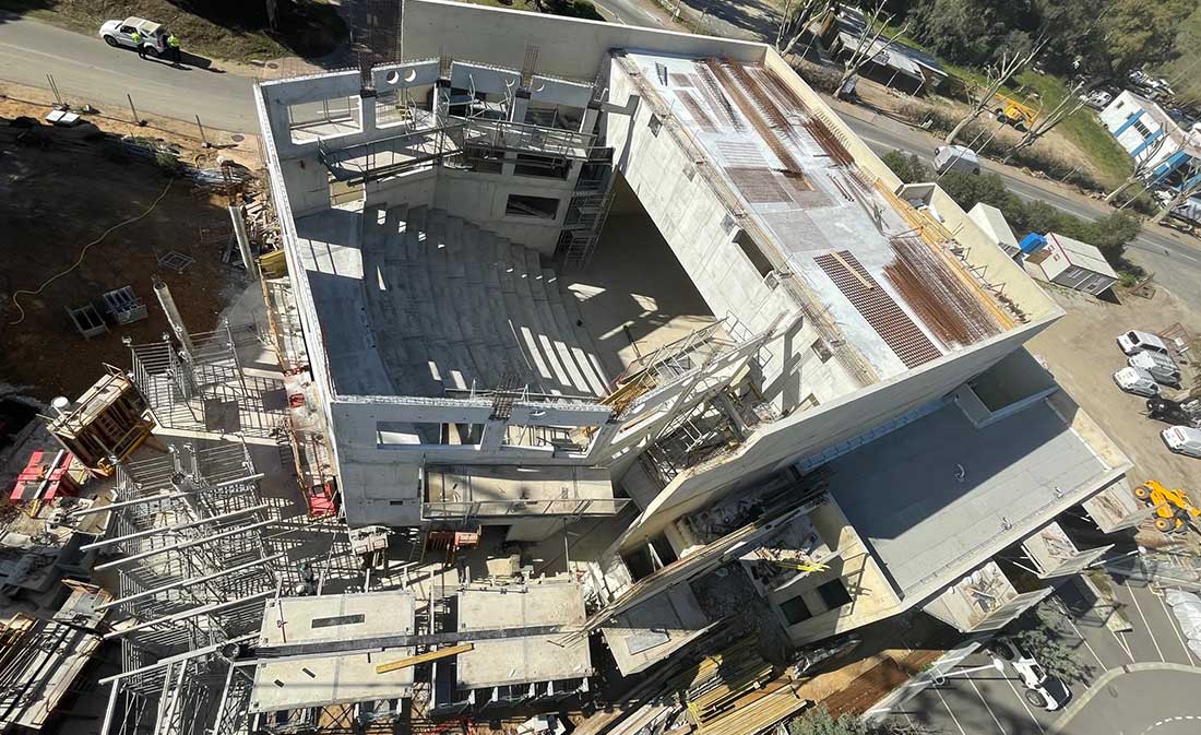 Avancement des travaux de la nouvelle salle de spectacles de Calvi, par Maestria.