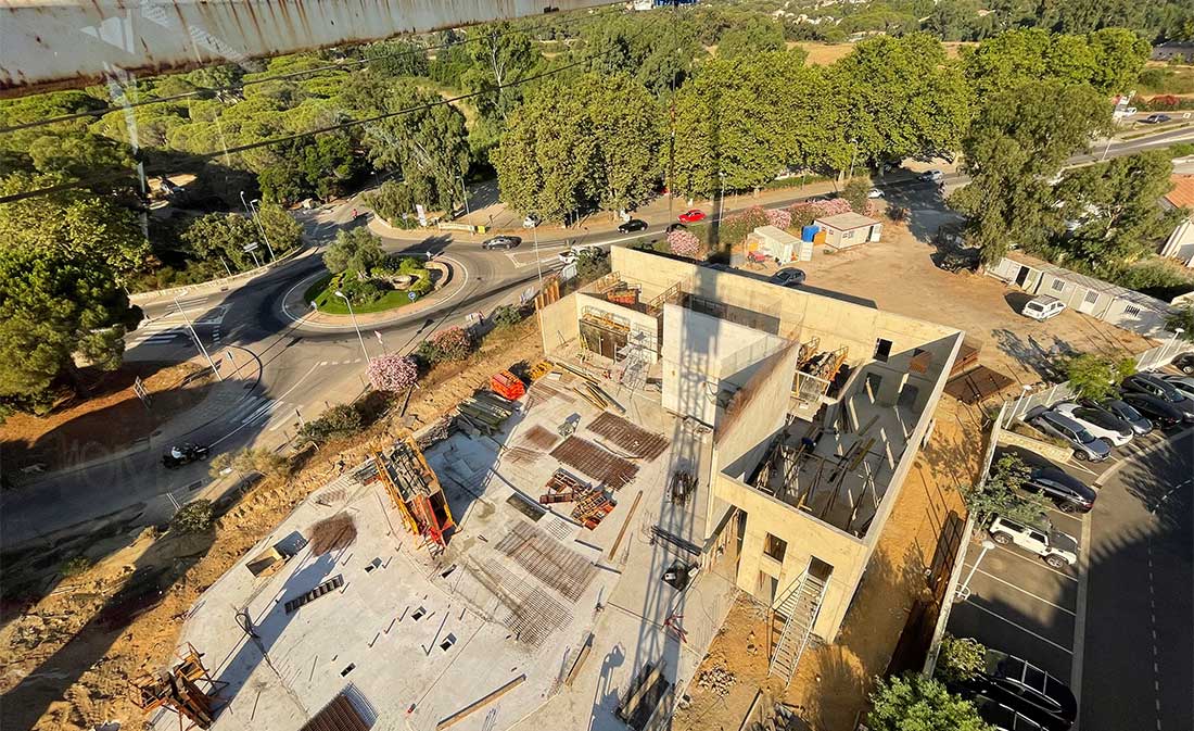 Chantier de la nouvelle salle de spectacles de Calvi, Maestria en action.